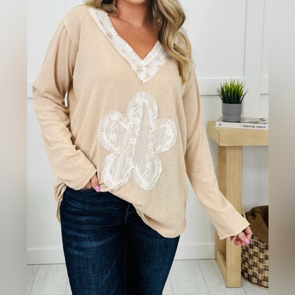 💖POL Graceful Petals Vintage Inspired Top - Picture 3 of 7